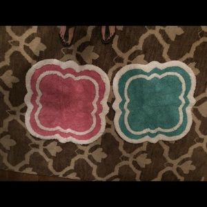 PB Teen bath mats - fresh clean - perfect condition!